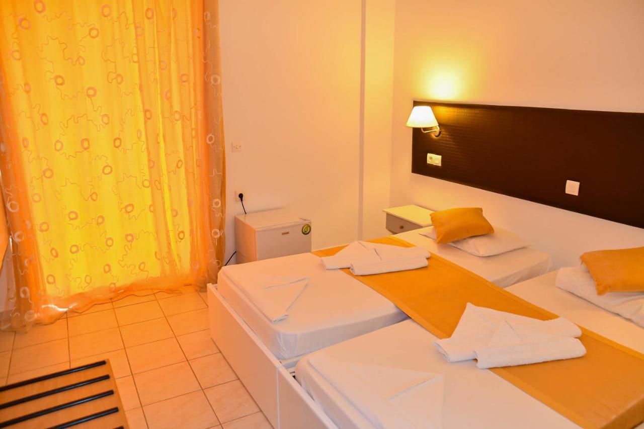 Blue Nest Hotel Tigaki Exterior foto